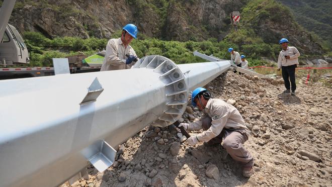 雷霆主帅：切特近三战不断学习经验 每次经历都会让他变得更好